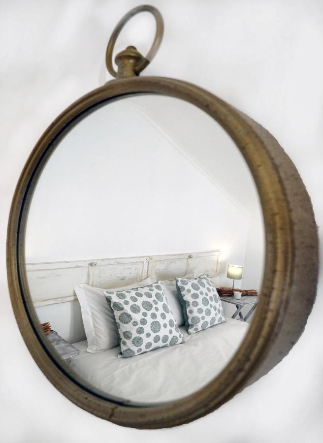 Alfama Historical 3 Bedroom Duplex Lejlighed