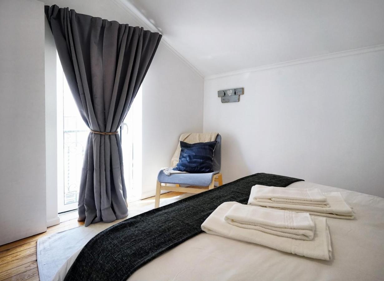 Lejlighed Alfama Historical 3 Bedroom Duplex Lisboa